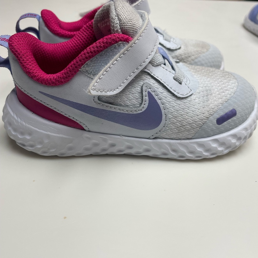 TODDLER NIKE REVOLUTION 5